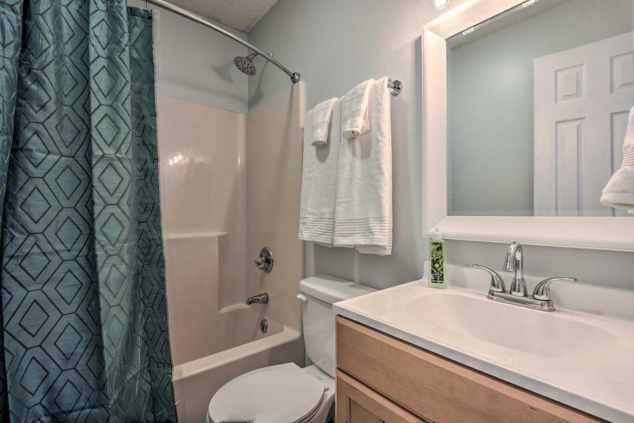 With Balcony, Near Mt Airy Casino * Mount Pocono